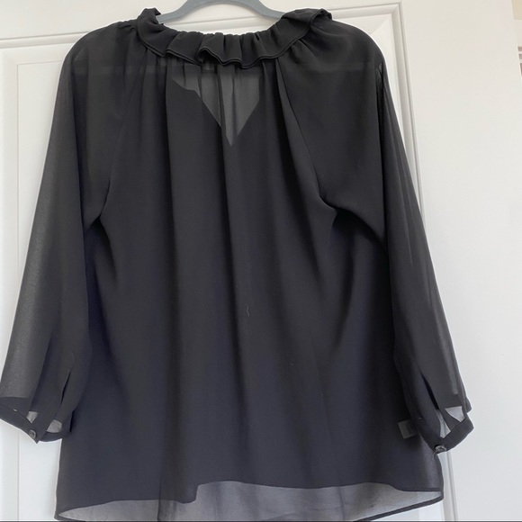 ⭐️ LOFT Semi-Sheer Ruffle blouse - Picture 3 of 5